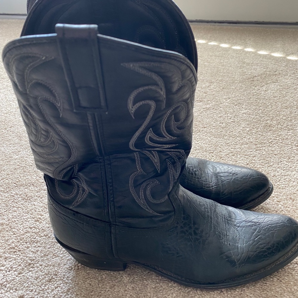Laredo cowboy boots size 12D